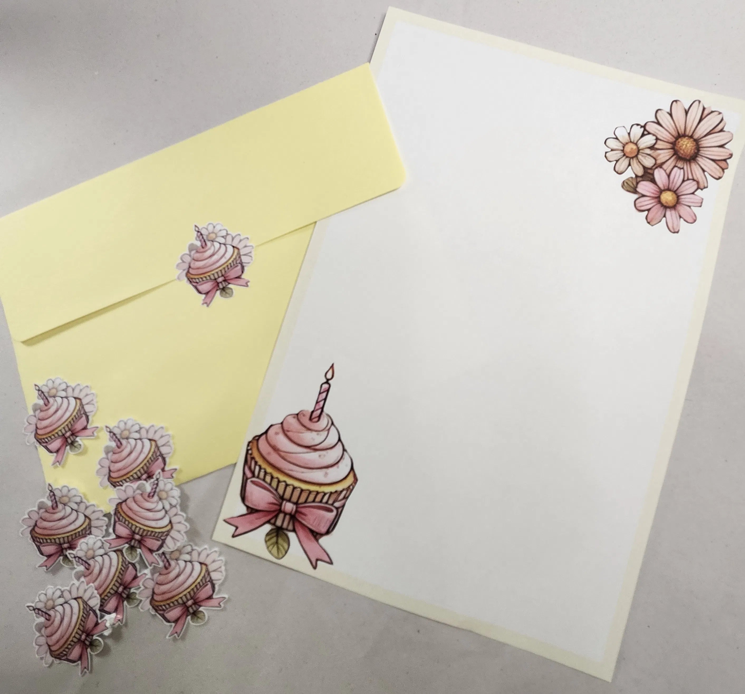 Birthday Cupcake Writing Set – Digital File (SVG for Silhouette Studio)
